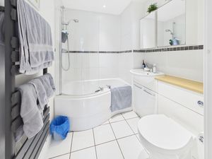 BATHROOM- click for photo gallery